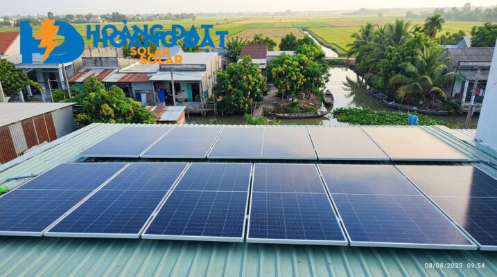 Lắp Điện Mặt Trời Sử Dụng Pin Jinko 615W